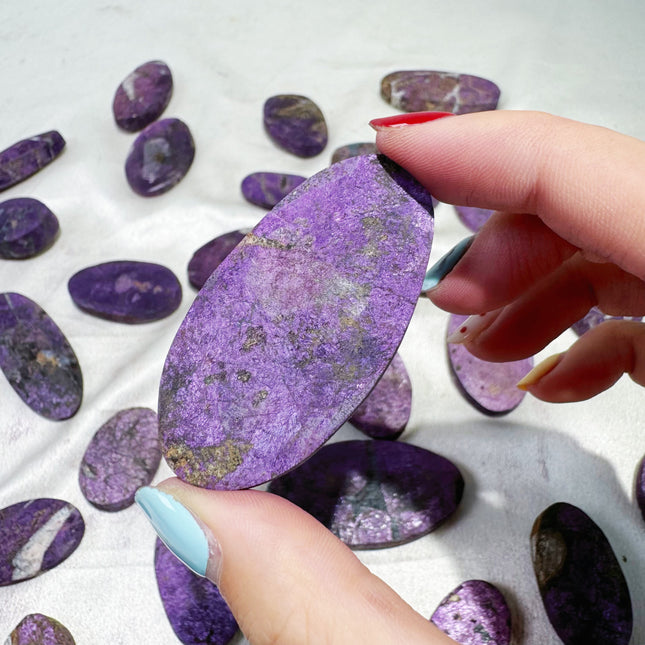 Crystal palms Purpurite stone palms