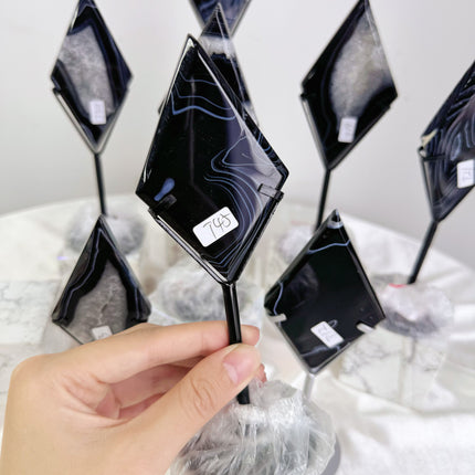 Crystal Carving Black Sardonyx Agate Flat Diamond With Stand
