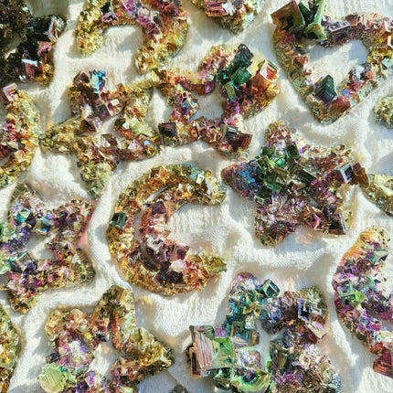crystal specimen bismuth star moon heart wholesale for B2B supplier