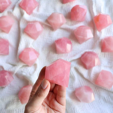 Rose Quartz diamond carving