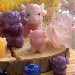 Mixed gemstone cattle carving