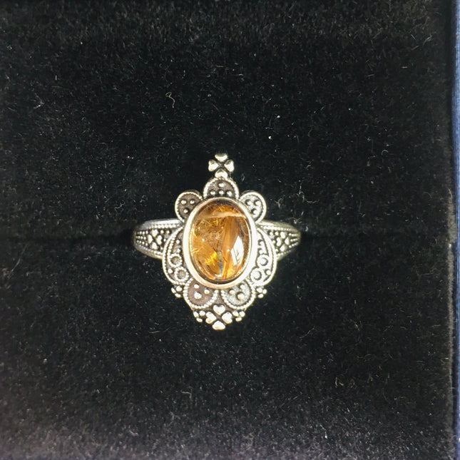 Mixed gemstone ring