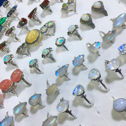 Mixed gemstone ring