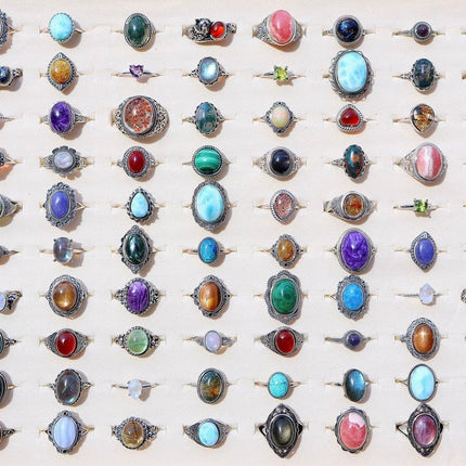 Mixed gemstone ring