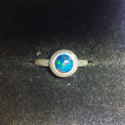 Mixed gemstone ring