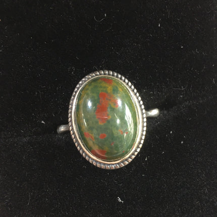 Mixed gemstone ring