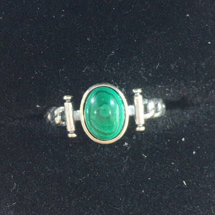 Mixed gemstone ring